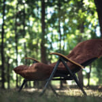 【画像】焚き火の前で使用しても燃えづらい？　難燃チェアカバーで「冬キャンプ」がもっと快適になる 〜 画像1