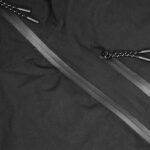 【画像】車中泊からゲレンデへ直行！　DODが贈る冬のアクティビティを繋ぐ人型寝袋「フトンライダー」 〜 画像1