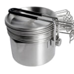 【画像】キャンプ飯のマンネリを解消！  DODから1台で3役こなす最強サブクッカー「シェラケトルアゲムシ」がメチャ便利 〜 画像1