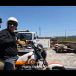 【画像】1975年式ハーレー・ショベルヘッドで秘湯を目指す！　2人の旧友との休日ツーリング旅に称賛の声が溢れる 〜 画像1