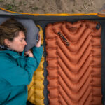 【画像】四季のフィールドで快適な睡眠を実現！　体に寄り添う軽量設計のスリーピングパッド 〜 画像1