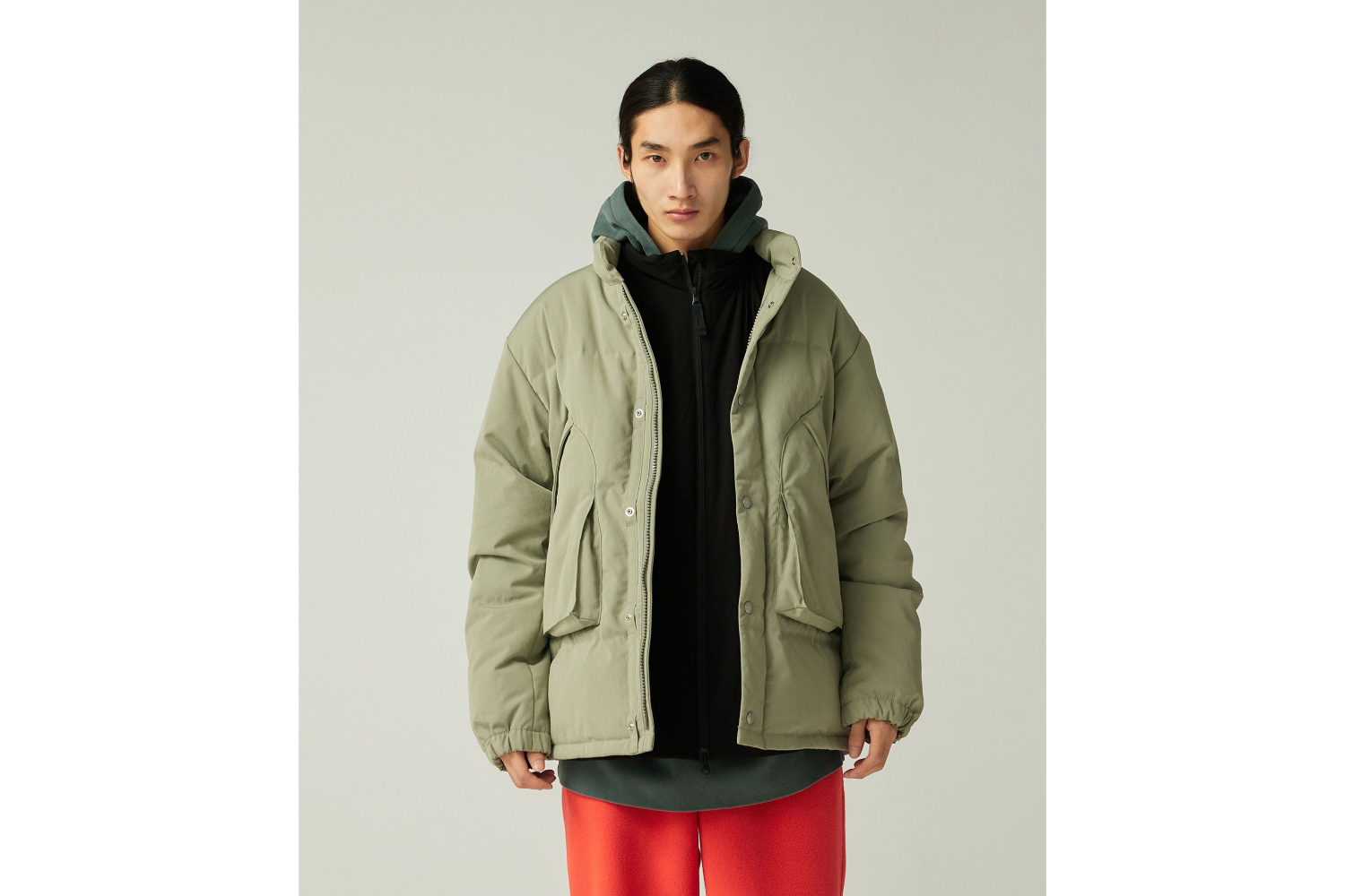 焚き火の火の粉にも負けない！ アウトドアからキャンプ、街まで