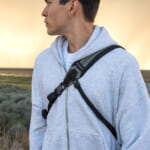 【画像】理想的なスリングバッグがここに！　ワンダードの進化した「ローグスリング V2」撮影から日常までを快適にサポート 〜 画像1