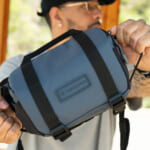 【画像】理想的なスリングバッグがここに！　ワンダードの進化した「ローグスリング V2」撮影から日常までを快適にサポート 〜 画像1