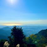 【画像】ヤビツ峠から大山へ！　快晴アオゾラの行楽日和に丹沢の紅葉と山並みを味わう 〜 画像1