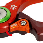 【画像】釣り場に「赤」が再臨！　EVANGELION × DRESS コラボレーション第2弾、エヴァ2号機モデル出撃開始 〜 画像1