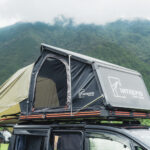 【画像】家族で車中泊の「寝床問題」を解決！　さらに「タープ合体」で最強のサイトが完成 〜 画像1