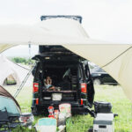 【画像】家族で車中泊の「寝床問題」を解決！　さらに「タープ合体」で最強のサイトが完成 〜 画像1
