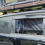 【画像】家族で車中泊の「寝床問題」を解決！　さらに「タープ合体」で最強のサイトが完成 〜 画像1