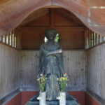 【画像】冬は温暖で風光明媚な須磨の山へ！　源平合戦「義経の逆落とし」の急崖を登り日本最古の厄神を目指す 〜 画像1