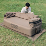 【画像】わずか3分でアウトドア空間にリビングが出現！　軽量＆電動ポンプ付きエアソファが快適 〜 画像1