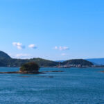 【画像】海の中に出現した道で島へと渡れる!?　特定の条件で見られる「トンボロ現象」の秘密とは 〜 画像1