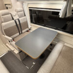 【画像】最高級の寛ぎを約束！　アネックスがリアエントランス仕様のキャブコン「LIBERTY52REi」プロトタイプを発表 〜 画像1