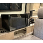 【画像】アネックスがプロトタイプを発表！　圧倒的なプライベート空間＆リアエントランス仕様のキャブコン「LIBERTY52REi」を初公開 〜 画像1