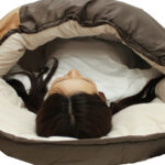 【画像】「まるで自宅の布団」の寝心地！　Bears Rockキングサイズ寝袋に新色モスオリーブが登場 〜 画像1