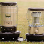 【画像】コラボ5周年記念！ キャプテンスタッグ × コロナ 初のツートンカラー「冬キャンプ」に溶け込む“ベージュ／ブラウン”石油ストーブが登場 〜 画像1