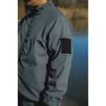 【画像】「ELECTRIC × LAKE SEEKER’S」待望の第7弾！　厳寒期の釣行を支える「撥水・タフ・保温」を極めたセットアップ2アイテムがデビュー 〜 画像1