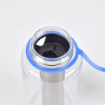 【画像】アウトドアでも手軽に美味しいお茶を！　飲み口付きフィルターをボトルに装着してお出かけ 〜 画像1