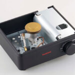 【画像】調理も暖房もこれ1台！　イワタニ最新作「イザまる」が冬の暮らしと防災を変える 〜 画像1