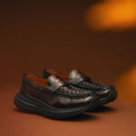 【画像】「アウトドアフォーマル」を再定義する一足！　KEENが贈る『UNEEK LOAFER WK』にNEWカラーが再登場 〜 画像1