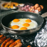 【画像】初心者ほど「ギア選び」でつまづく！　キャンプでの調理に役立つ小道具とは 〜 画像1