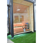 【画像】前面ガラスのフルオープンが開放的！　美作産の木材を使用した「MORI SAUNA」 〜 画像1