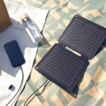 【画像】収納＆持ち運びがしやすい！コンパクトなポータブルソーラーパネル『OWL-SLP10W-GY』を発売 〜 画像1