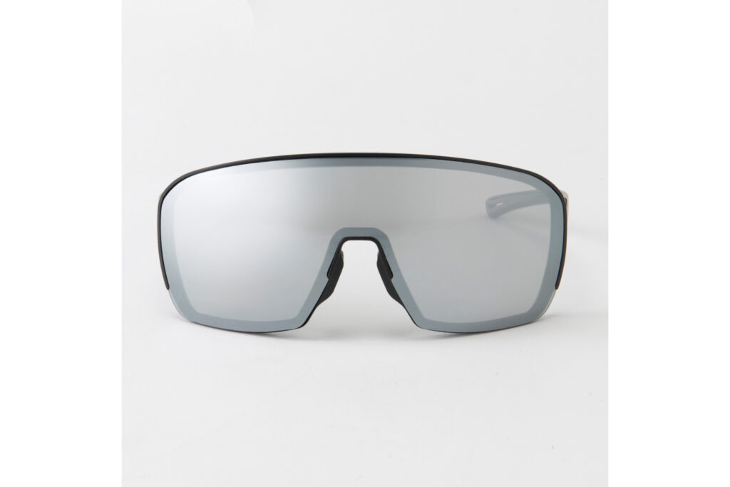 アルパインワイドビューグラス前方