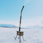 【画像】コンパクト設計ながら「焚き薪ストーブ」を電源いらずで冷え込み対策に最適！ 〜 画像1