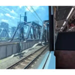 【画像】女性ソロキャンパーの冒険！　ローカル線を乗り継いだ先で出会ったキャンプ場が快適過ぎて視聴者からのコメントが溢れる 〜 画像1