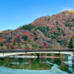 【画像】秋の渓谷ハイキング！　神奈川県山北町のユーシン渓谷で魅惑のユーシンブルーと紅葉美色三昧 〜 画像1