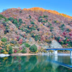 【画像】秋の渓谷ハイキング！　神奈川県山北町のユーシン渓谷で魅惑のユーシンブルーと紅葉美色三昧 〜 画像1