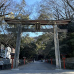 【画像】河内国一之宮・枚岡神社から神秘的な奥宮「神津嶽」へ！　摂津・河内・和泉を一望する絶景コースを歩く 〜 画像1