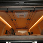 【画像】キャンピングカーを釣り旅用に基地化！　「スノピ」コラボで乾かす・しまう・くつろぐを一台に収納 〜 画像1