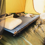 【画像】「ハケ塗りエンブレム」に「カフェラテホイール」！　キャンプ好きユーザーが実践した三菱・デリカミニの「色合わせ術」 〜 画像1