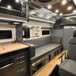 【画像】二人旅の理想郷がここに！　大容量500Ahバッテリーと漆黒のインテリアを纏ったリコルソの進化 〜 画像1