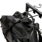 【画像】釣り部屋は“しまう場所”じゃない！　収納を「ベースキャンプ」に変えるDRESSの「一体型キャスターラック」がもたらす新発想 〜 画像1