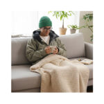 【画像】ビーズから「DUBSTACK」が放つ！　冬のアウトドアの常識を覆す多機能ウェア『フトンライダー』が車中泊から極寒キャンプまで冬の最強装備になる 〜 画像1