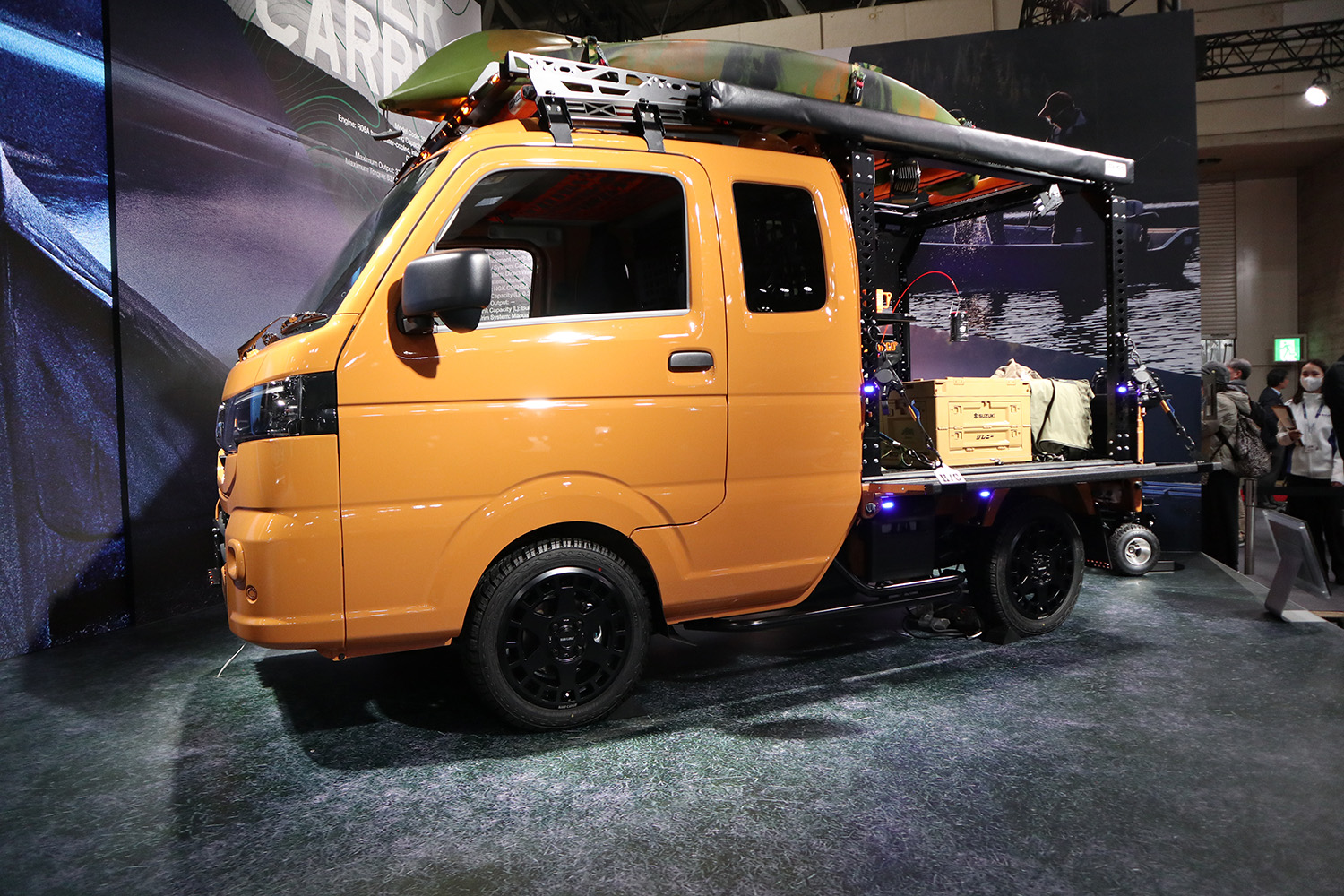 ラギッドさと積載力がハンパない！　SUZUKI「スーパーキャリィ・ワーク＆プレイ・プロ」が働く＆遊べる軽トラカスタムの極み