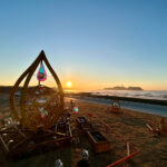 【画像】湘南の宝石の分身!?　神奈川県藤沢市の「鵠沼海浜公園ハグライトパーク」で朝と夕に光の芸術作品を満喫 〜 画像1