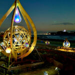 【画像】湘南の宝石の分身!?　神奈川県藤沢市の「鵠沼海浜公園ハグライトパーク」で朝と夕に光の芸術作品を満喫 〜 画像1