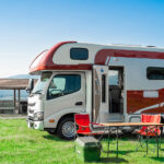 【画像】憧れの車中泊でキャンプがもっと快適に！　「レンタルキャンピングカー」で失敗しないための注意点とは 〜 画像1