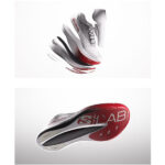 【画像】ランニングシューズは「空力」の時代へ！　空気抵抗を最大28%削減する次世代レーシングシューズ「S/LAB PHANTASM 3」がデビュー 〜 画像1