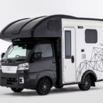 【画像】軽自動車なのに普通車登録？　ダイレクトカーズの新型「PLAT」が変える、ふらっと自由な旅の形とは 〜 画像1