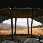 【画像】漆黒の集大成！　限定テント「ウィングフォート 5th Anniversary ブラック」が魅せるキャンプの新たな品格 〜 画像1