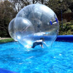 【画像】水に濡れない水遊び？　子どもも大人も楽しめる話題の新感覚アクティビティ「ウォーターボール」の魅力とは 〜 画像1