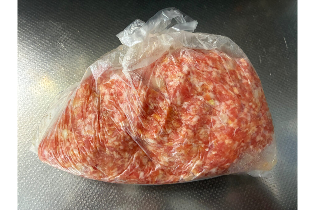 ビニール袋のひき肉