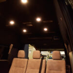 【画像】ラグジュアリー感たっぷりのリムジン仕様のスパロンが降臨！　漆黒のキャラバンがクール過ぎる 〜 画像1