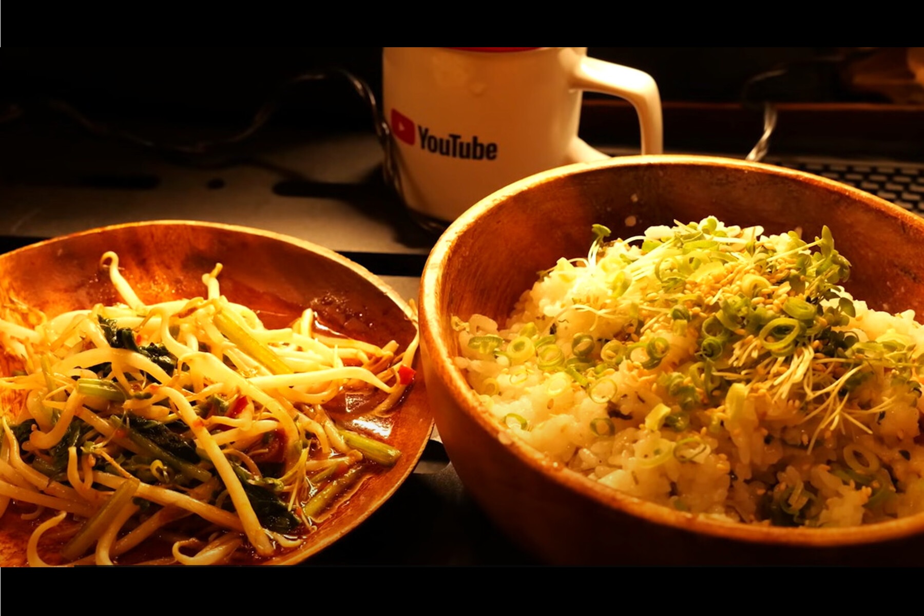 YouTubeチャンネル『Small base camp』ゆうやさんお手製の野菜炒めとリゾット風ごはん