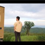 【画像】草原に眠る「国鉄」の廃バス。軽トラ車中泊で見つけた時を止めた幻想的な光景 〜 画像1